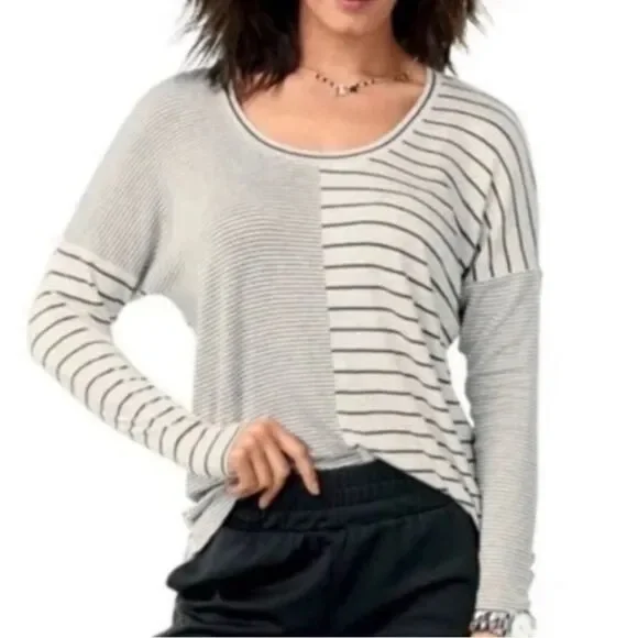 CAbi Pivot Tee Striped Oversized Top Style# 3806 Hi-Lo Tunic Fit Size Medium - Picture 1 of 7